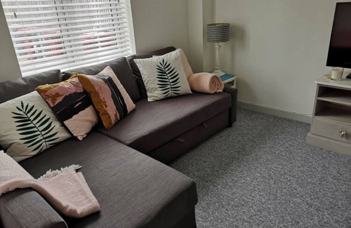 Wittering House | The Little House, Boutique Home Near the sea