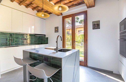 Viareggio House | The little house in the garden of Villa Sania, Viareggio