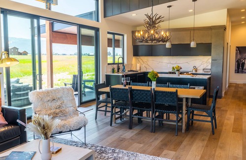 Driggs House | The Lodge at Canyon Loop, a Modern Mountain Home in the Heart of Teton Valley