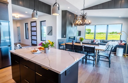 Driggs House | The Lodge at Canyon Loop, a Modern Mountain Home in the Heart of Teton Valley