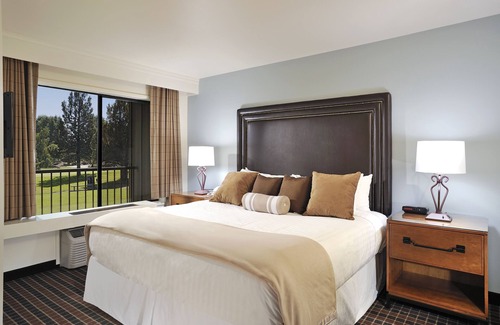 Redmond Resort | The Lodge at Eagle Crest Resort