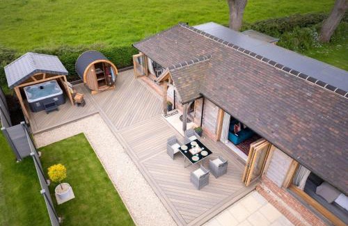 Sherborne House | The Lodge at Leigh