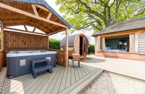 Sherborne House | The Lodge at Leigh