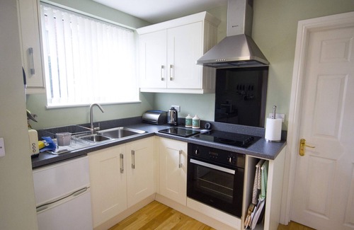 Hethel Cottage | THE LODGE AT ORCHARD HOUSE, with a garden in Norwich