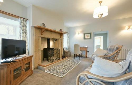 Elsdon House | The Lodge Elsdon