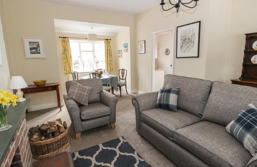 Overton-on-dee House | The Lodge