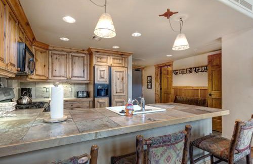 Deer Valley Apartment | The Lodges at Deer Valley AC 5323 and 5423