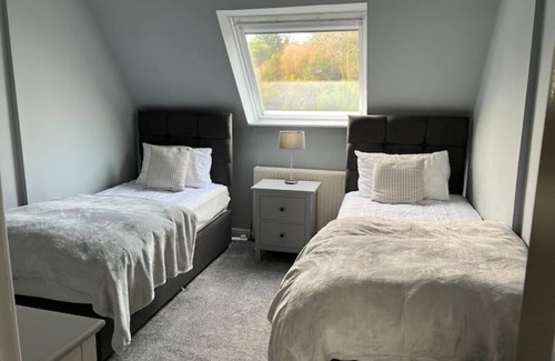 Brighouse Apartment | The Loft@Brighouse ( 2 bed luxury apt with amazing views over the valley )