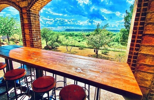 Slaton House | The LonePine in YellowHouse Canyon