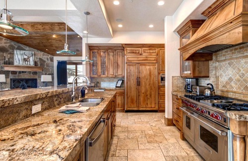 Deer Valley Cabin | The Lookout 4 Bedrooms PLO-6590 by KBM