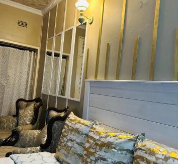 Emalahleni Bed & Breakfast | The Loraine Luxury Suites