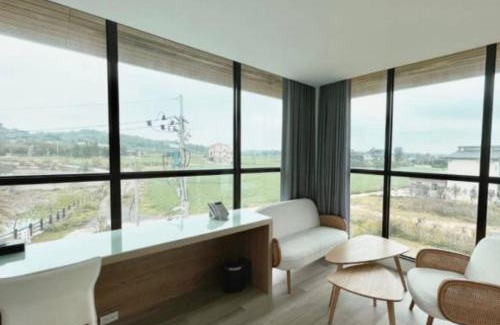 Jinhu House | The Louts Villa