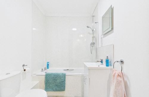 Hawick Apartment | The Low Crescent