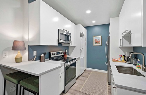 Short North Apartment | The Luxe Pearl Residences 870