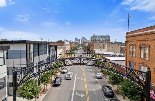 Short North Apartment | The Luxe Pearl Residences