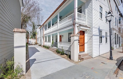 Westside House | The Madison Compound- Entire Charleston House & Suites w/Private Roof Top Deck