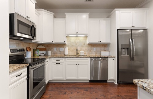 Saint Simons Island House | The Mae: 3BD/2.5BA FLETC/Family/Pet Friendly Modern Townhome