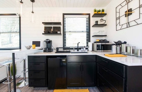 Waco Apartment | The Mainsail Tiny Container Home Waco