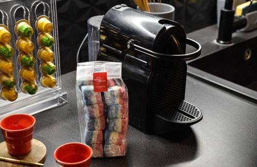 Porte-Dauphine Apartment | The Majestic Garden Suite