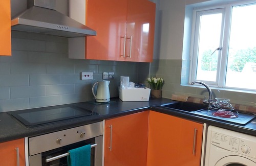 Dunstable Apartment | The Maltings - Huku Kwetu