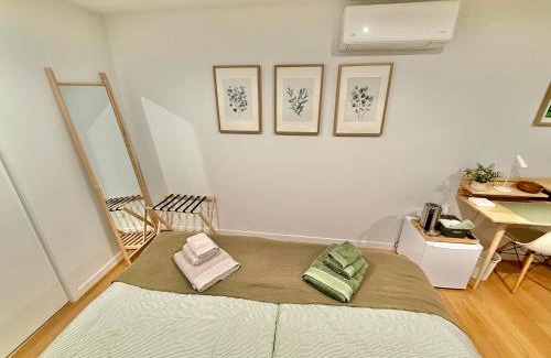 Waihi Cabin | The Mann Homestay, Premium King Room with Private Ensuite, Near Waihi & Coromandel