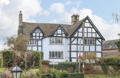 Denstone House | The Manor House