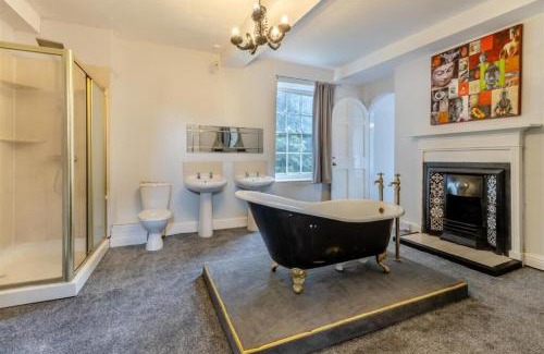 Shifnal House | The Manor Shifnal Telford