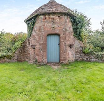 Shifnal House | The Manor Shifnal Telford