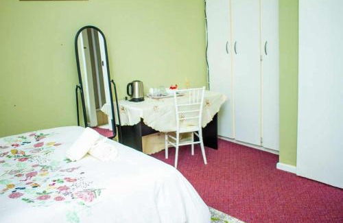 King William's Town Bed & Breakfast | The Manse