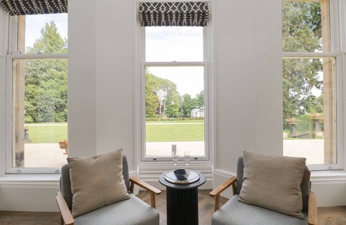 Newland Near Ulverston Cottage | The Margaret Suite Stone Cross Mansion