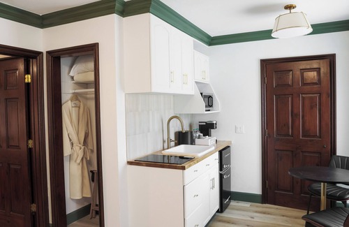 Solvang Hotel | The Marlo