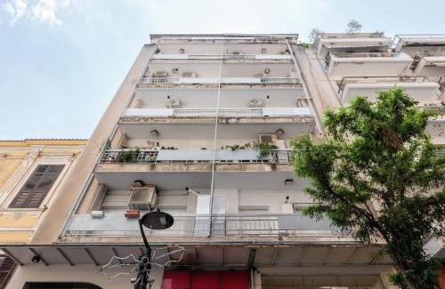 Thessaloniki City Centre Apartment | The Martini Apartments by halu! - Modern apartments in the center