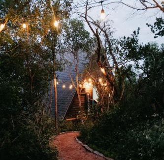 New Braunfels Ski Chalet | The Maverick: A-Frame w/Hammock and Tree Top View