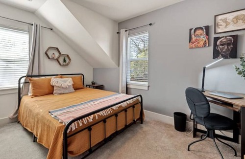 Siloam Springs House | The Maxwell House