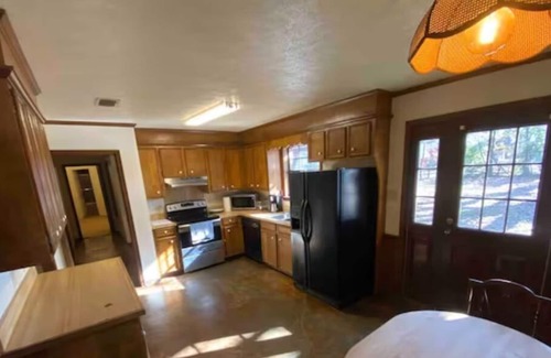 Tougaloo House | The McCormack House - comfortable & quiet!