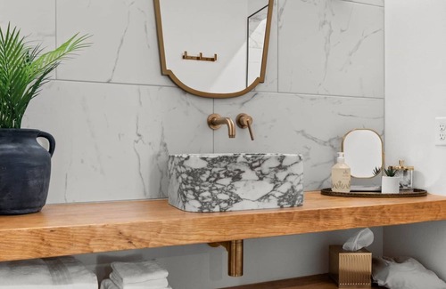 Jasper Hotel | The Meadow Room