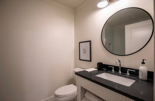 Oxford Hotel | The Merigold Discounted rate for S. Carolina game!