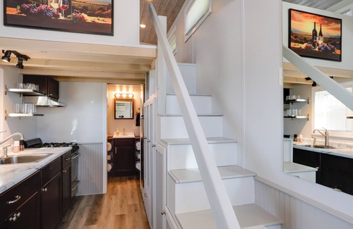 Defiance Apartment | ‘The Merlot Bungalow’ Defiance Tiny Home on Trail