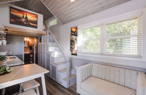 Defiance Apartment | ‘The Merlot Bungalow’ Defiance Tiny Home on Trail