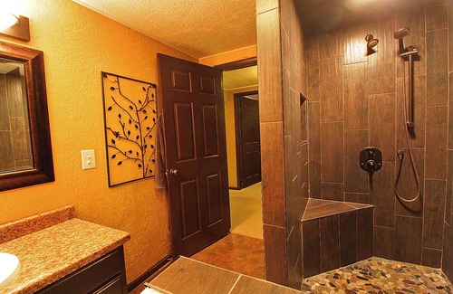 Palisades Bed & Breakfast | The Mesquite Cabin at Starlight Canyon Bed & Breakfast