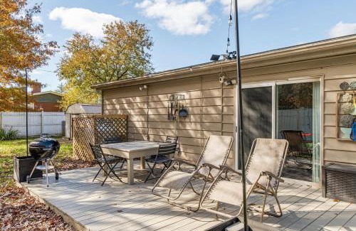 New Paltz House | The Meyer spacious family home with hot tub