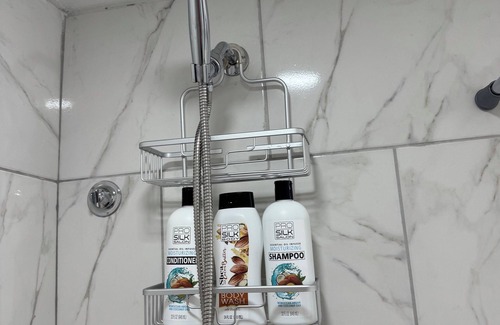 Pinecrest West Park Apartment | The Middle of Tampa