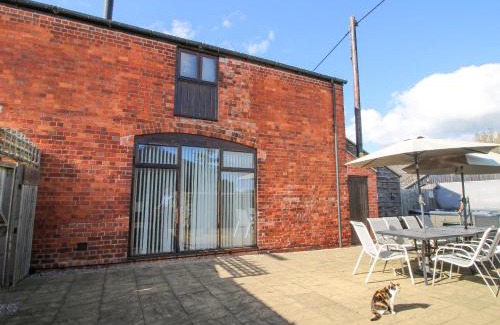 Alberbury House | The Mill House