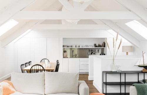 South Pool Apartment | The Millbrook Inn