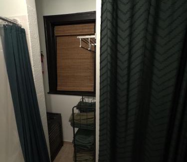 Albany Park Apartment | The Millennium Club at Solar Lodge, 2bdrm, 1 bath premium private apt