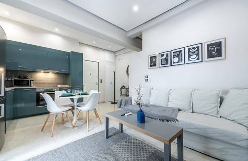 Pangrati Apartment | The Mint's Apartment Iofontos