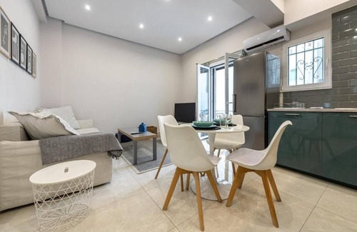 Pangrati Apartment | The Mint's Apartment Iofontos