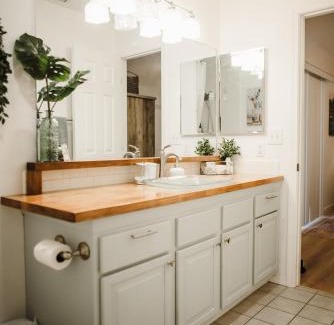 Altamont House | The Mintwood 4 BDR Home Near Crater Lake And OIT