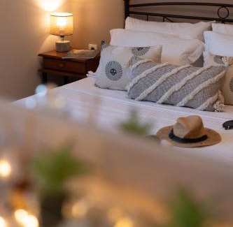 Mytilene Apartment | The Mirror Apartment