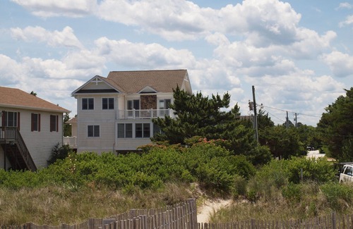 Broadkill Beach House | The Mission Beach beautiful bayviews! You will love this house!